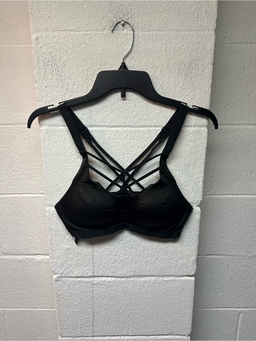 Victoria's Secret Black Crisscross Mesh Sports Bra